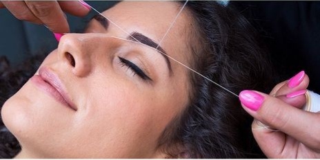 RIYA BEAUTY PARLOUR AND SPA THALASSERY